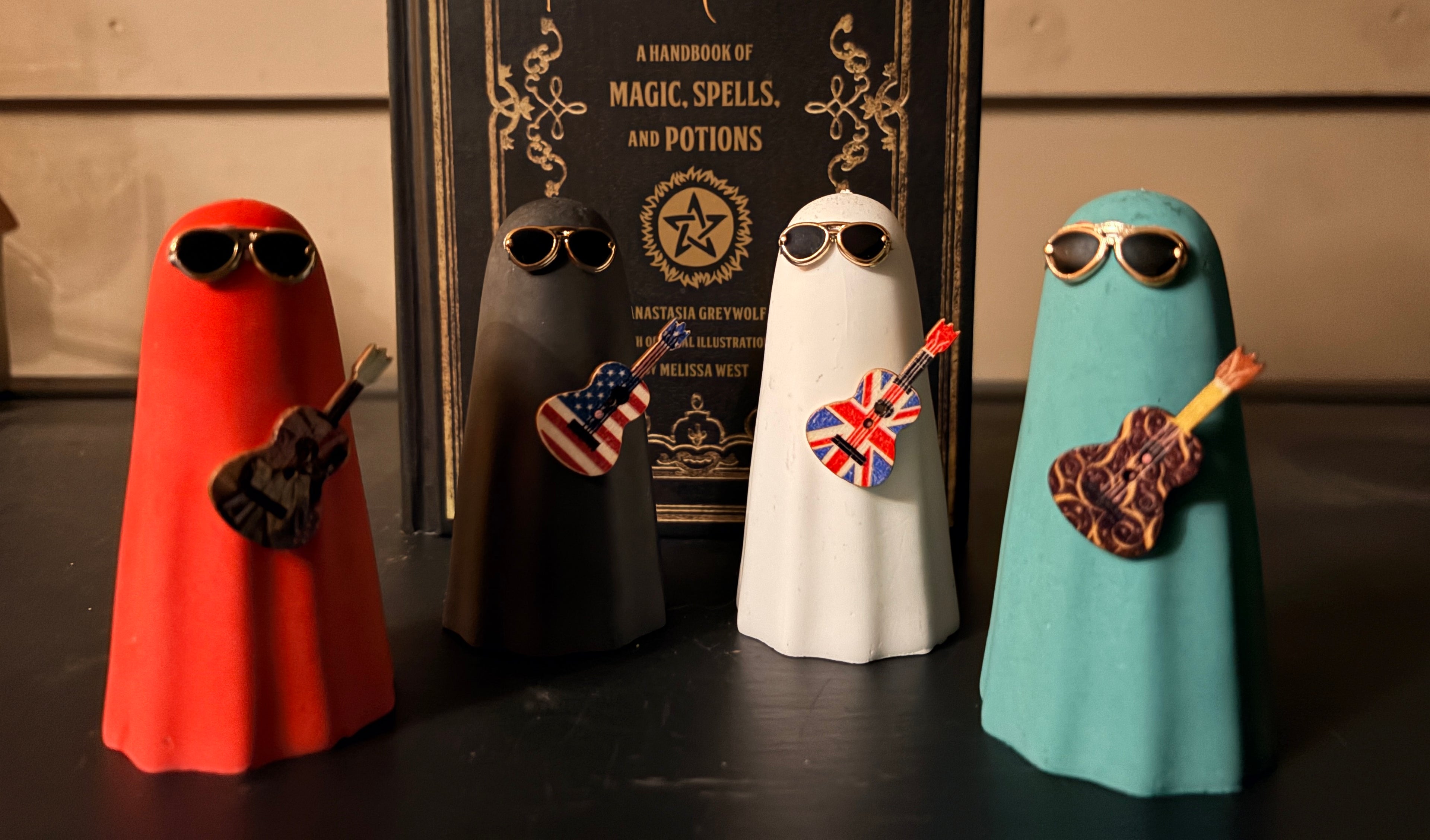 The Dead Notes – Collectible Ghost Band